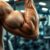 Trening bicepsów nachwytem: technika, ćwiczenia i błędy do unikania